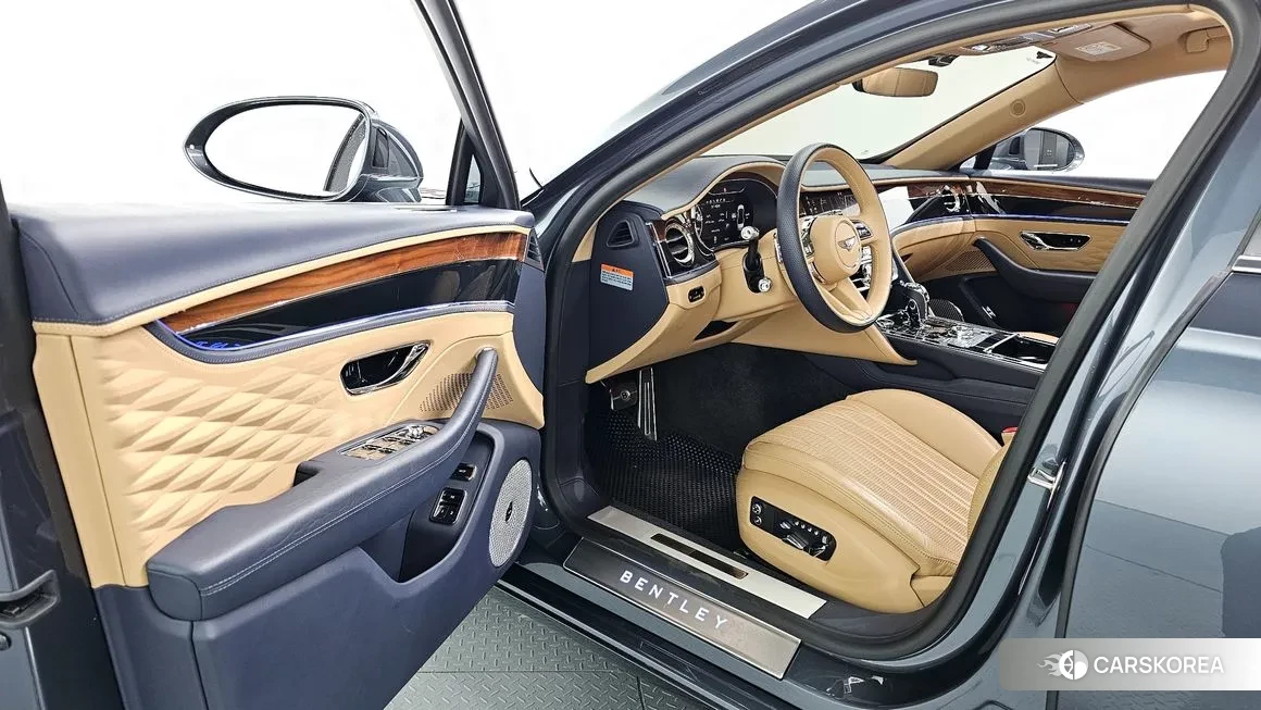 Bentley Flying Spur 3rd Generation id 2093035 из Кореи 20
