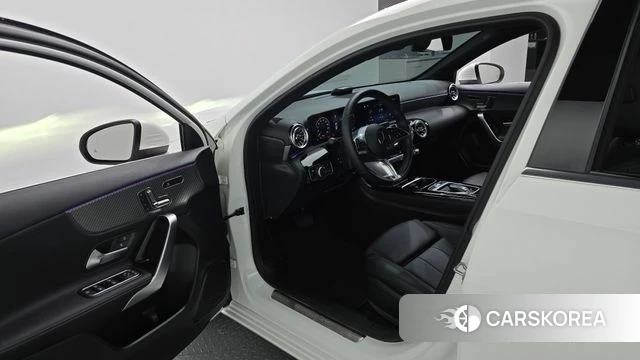 Mercedes-Benz A-Class W177 id 4950451 из Кореи 30