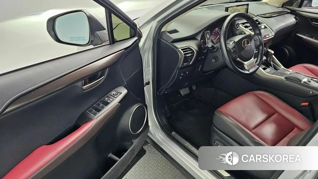 Lexus NX300h id 4633176 из Кореи 31