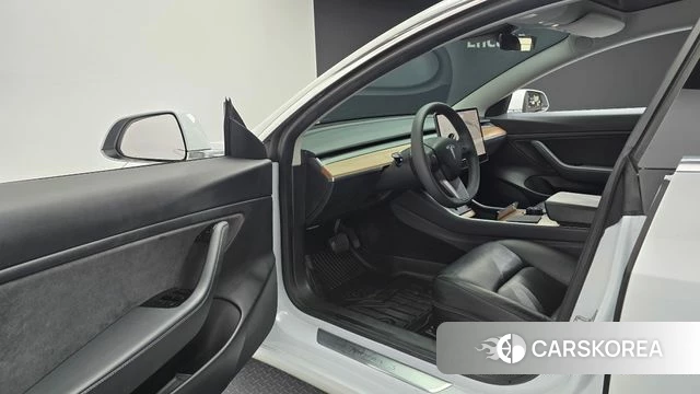 Tesla Model 3 id 4693558 из Кореи 20