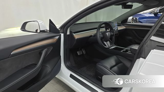Tesla Model 3 id 4716631 из Кореи 32