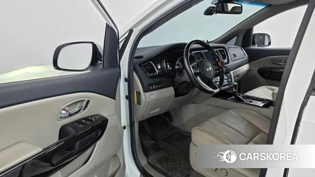 Kia The New Carnival id 5048609 из Кореи 37