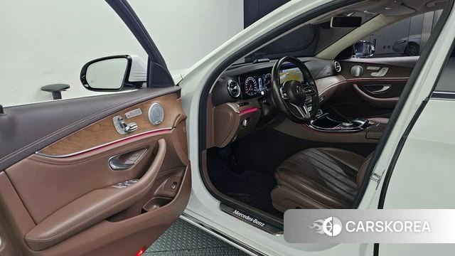Mercedes-Benz E-Class W213 id 4959747 из Кореи 30
