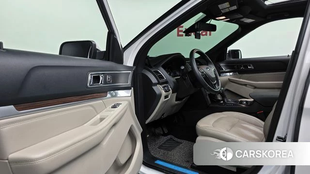 Ford Explorer id 4977988 из Кореи 36