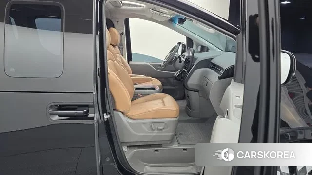 Hyundai Staria id 3437811 из Кореи 20