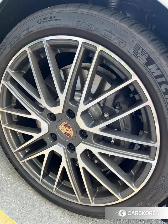 Porsche Panamera (976) id 4949942 из Кореи 14