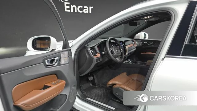 Volvo XC60 second Generation id 5032800 из Кореи 33