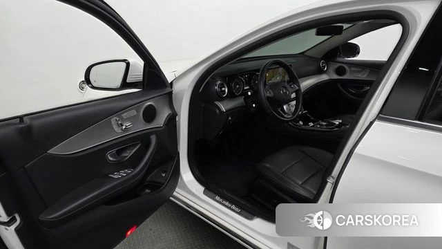 Mercedes-Benz E-Class W213 id 5036019 из Кореи 37
