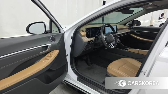 Hyundai Sonata D Edge Hybrid (DN8) id 5016071 из Кореи 31