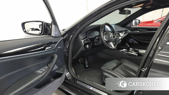 BMW 5 Series (G30) id 4959852 из Кореи 33