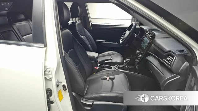 Ssangyong Tivoli Air id 4930120 из Кореи 20