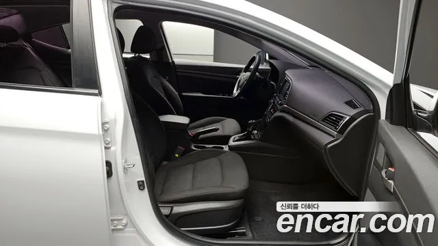Hyundai Avante AD id 2228878 из Кореи 20