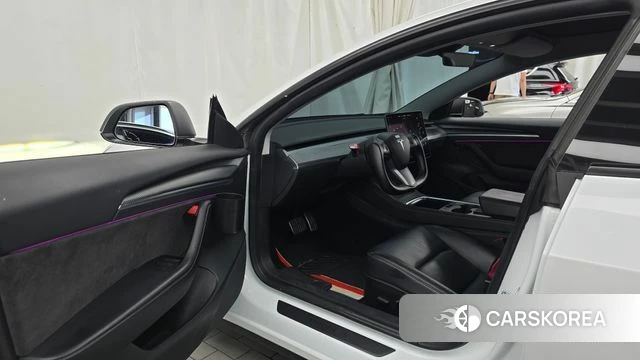 Tesla Model 3 id 4688080 из Кореи 32