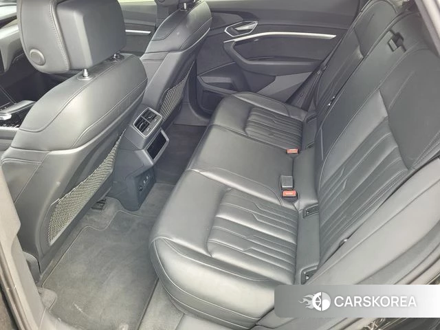 Audi e-Tron id 4974396 из Кореи 11