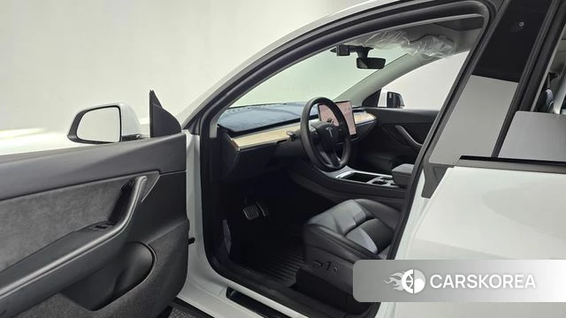 Tesla Model Y id 4922504 из Кореи 35