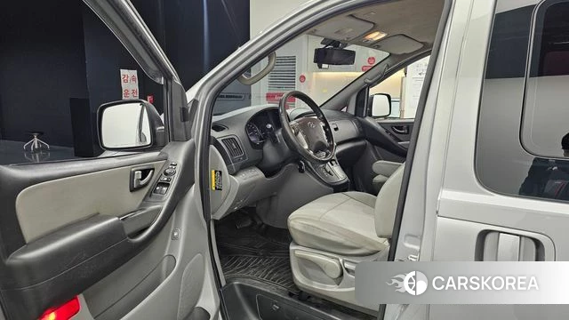 Hyundai The New Grand Starex id 4998710 из Кореи 32