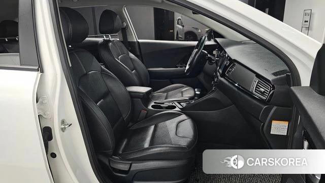 Kia Niro id 5014137 из Кореи 30