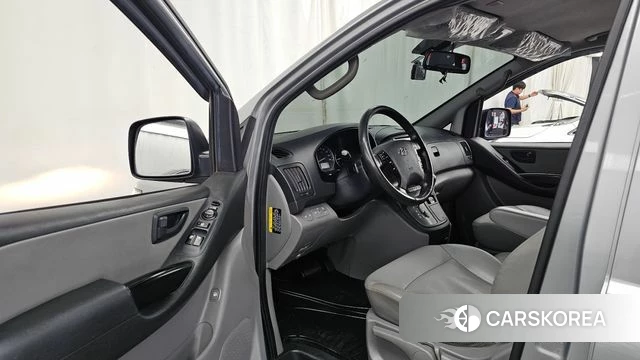 Hyundai The New Grand Starex id 4785837 из Кореи 30