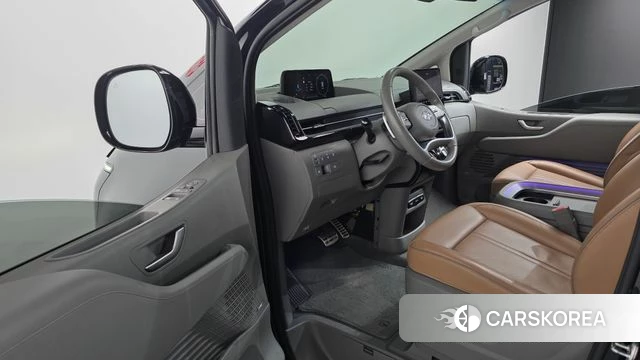 Hyundai Staria id 4730892 из Кореи 20