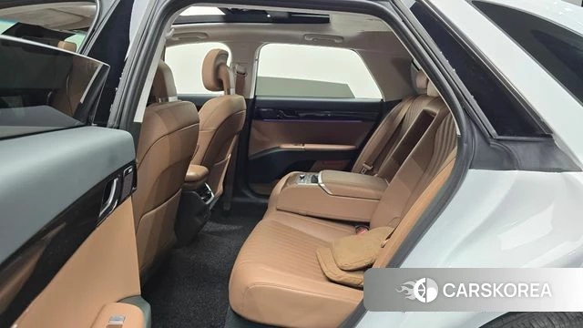 Hyundai Grandeur (GN7) id 5026273 из Кореи 32
