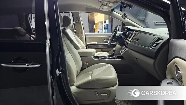 Kia The New Carnival id 3324883 из Кореи 20