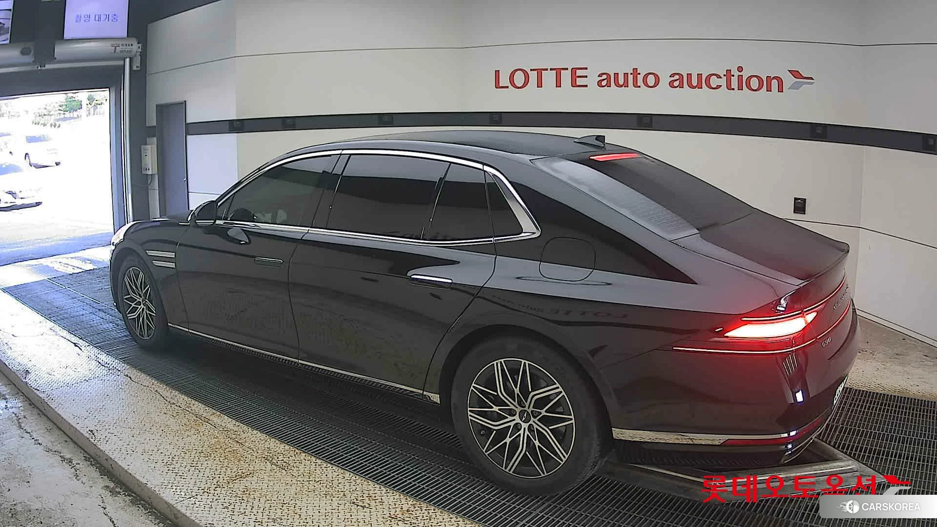 Hyundai G90 id 5001049 из Кореи 38