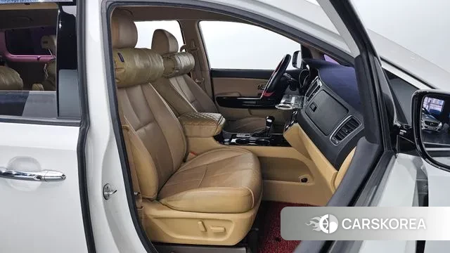 Kia The New Carnival id 3601979 из Кореи 20