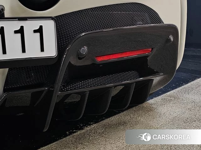 Ferrari SF90 Spider id 4981319 из Кореи 20