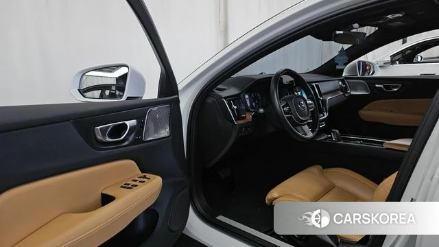 Volvo V60 Cross-Country 2nd Generation id 4992554 из Кореи 36
