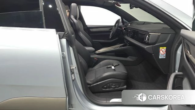 Porsche Makan EV id 4533213 из Кореи 20