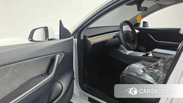 Tesla Model Y id 4997526 из Кореи 20