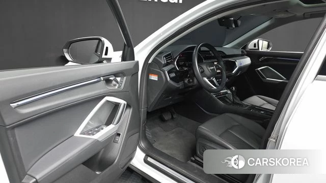 Audi Q3 (F3) id 4753011 из Кореи 31