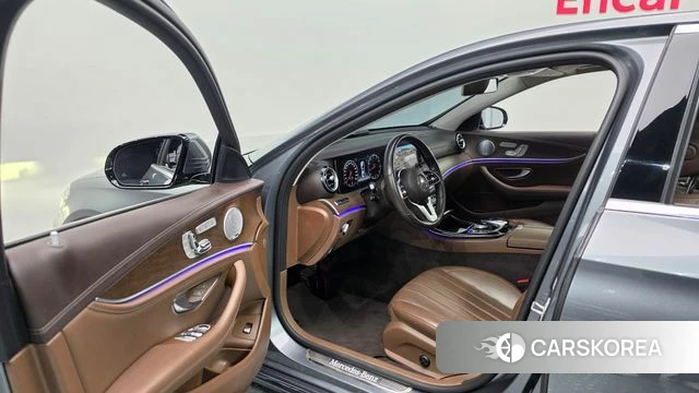 Mercedes-Benz E-Class W213 id 4998507 из Кореи 30