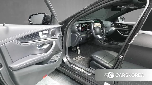Mercedes-Benz E-Class W213 id 5047779 из Кореи 34