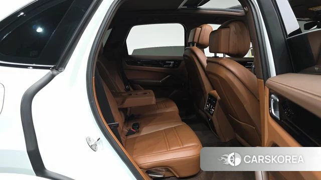 Porsche Cayenne (PO536) id 4943594 из Кореи 38