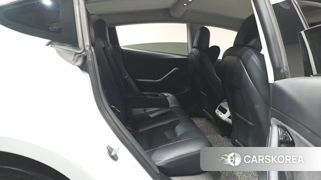 Tesla Model 3 id 4899858 из Кореи 31
