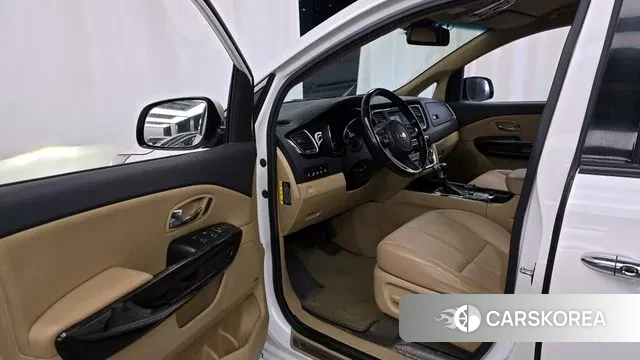 Kia The New Carnival id 3368581 из Кореи 20