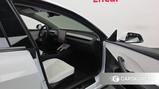 Tesla Model 3 id 4975021 из Кореи 32