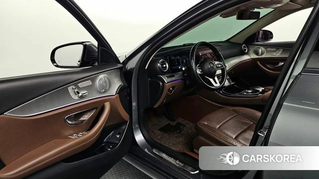 Mercedes-Benz E-Class W213 id 5023916 из Кореи 39