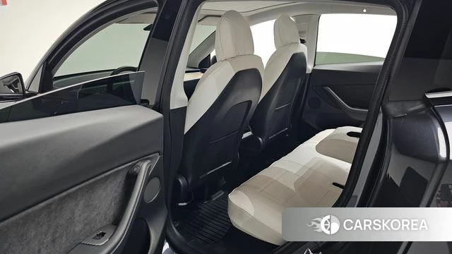 Tesla Model Y id 4951991 из Кореи 34