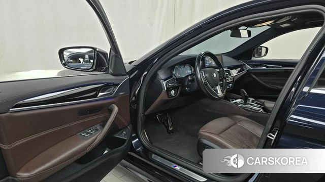 BMW 5 Series (G30) id 4960509 из Кореи 20