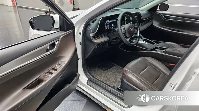 Hyundai The New Grandeur IG id 3770615 из Кореи 20