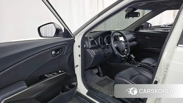 Ssangyong Tivoli Air id 4998476 из Кореи 32