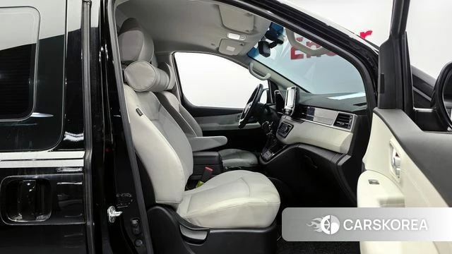 Hyundai The New Grand Starex id 4626116 из Кореи 20