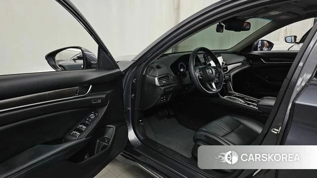 Honda Accord 10th Generation id 5035884 из Кореи 37