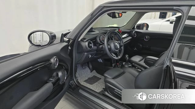 Mini Cooper id 5047816 из Кореи 31