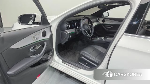 Mercedes-Benz E-Class W213 id 5012778 из Кореи 36