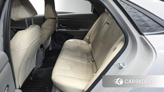 Hyundai The New Avante (CN7) id 4957444 из Кореи 31