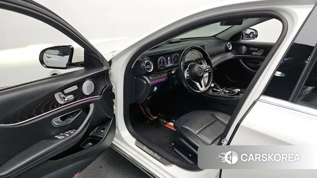 Mercedes-Benz E-Class W213 id 3656678 из Кореи 20