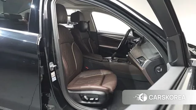 BMW 5 Series (G30) id 3736610 из Кореи 20